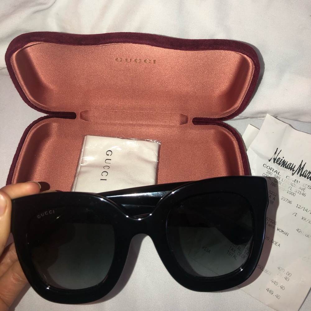Authentic Gucci star sunglasses